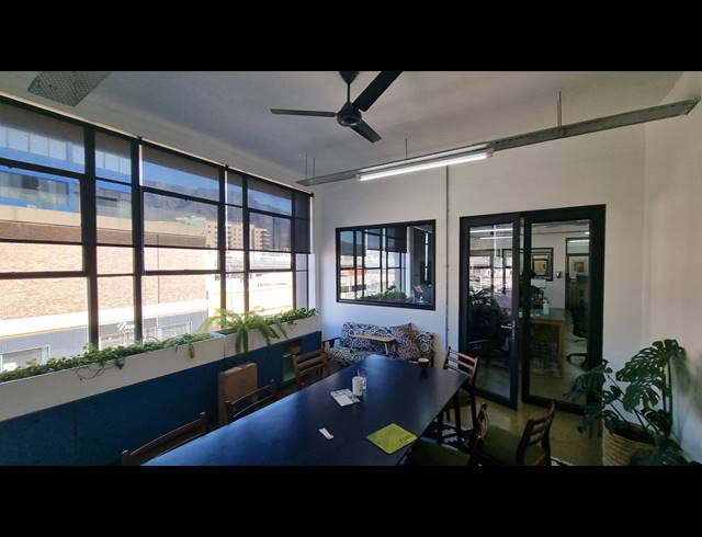 603M² OFFICE FOR SALE IN WOODSTOCK